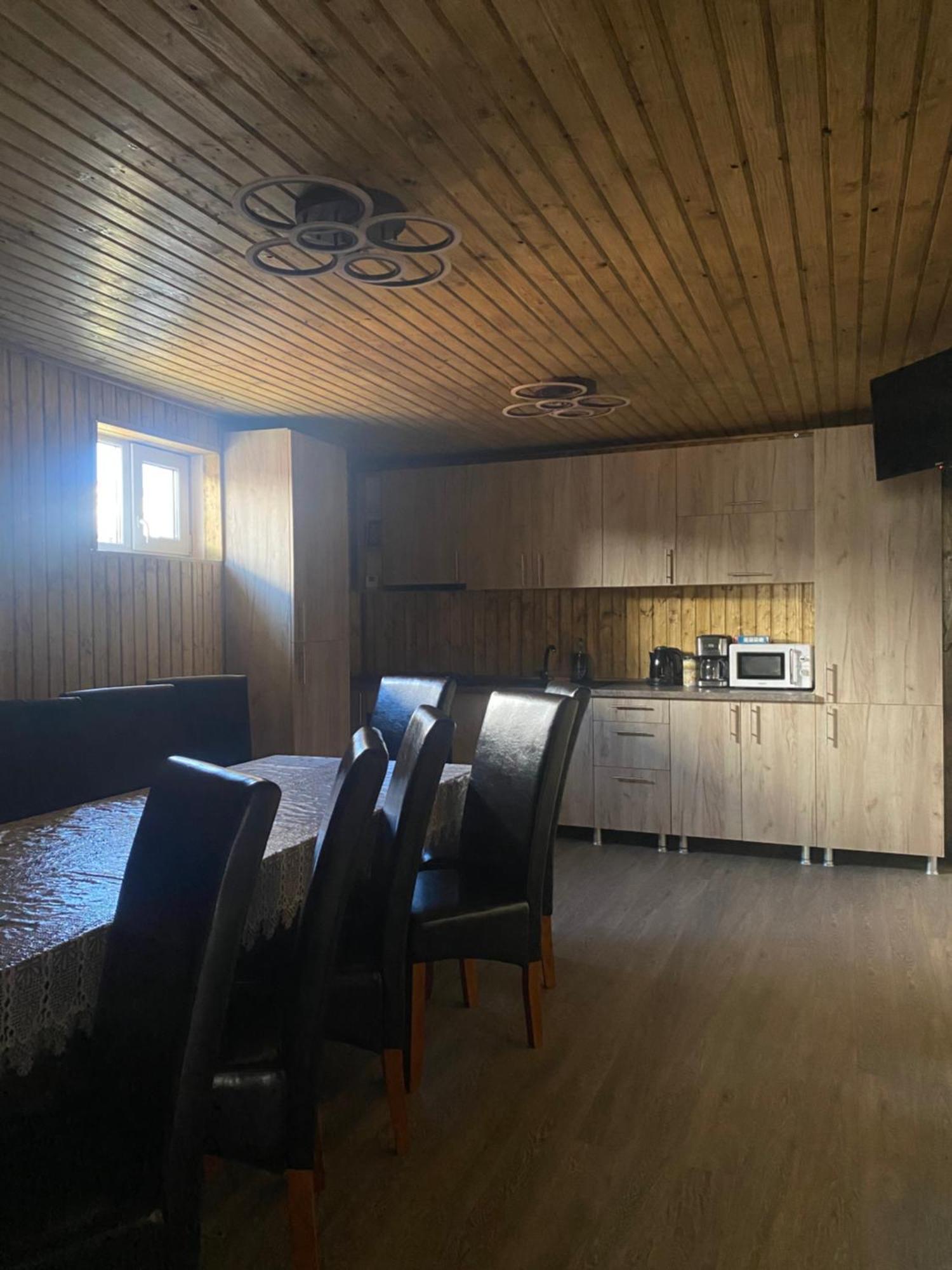Casa Blendea Daniela Hotell Cîrţişoara Exteriör bild